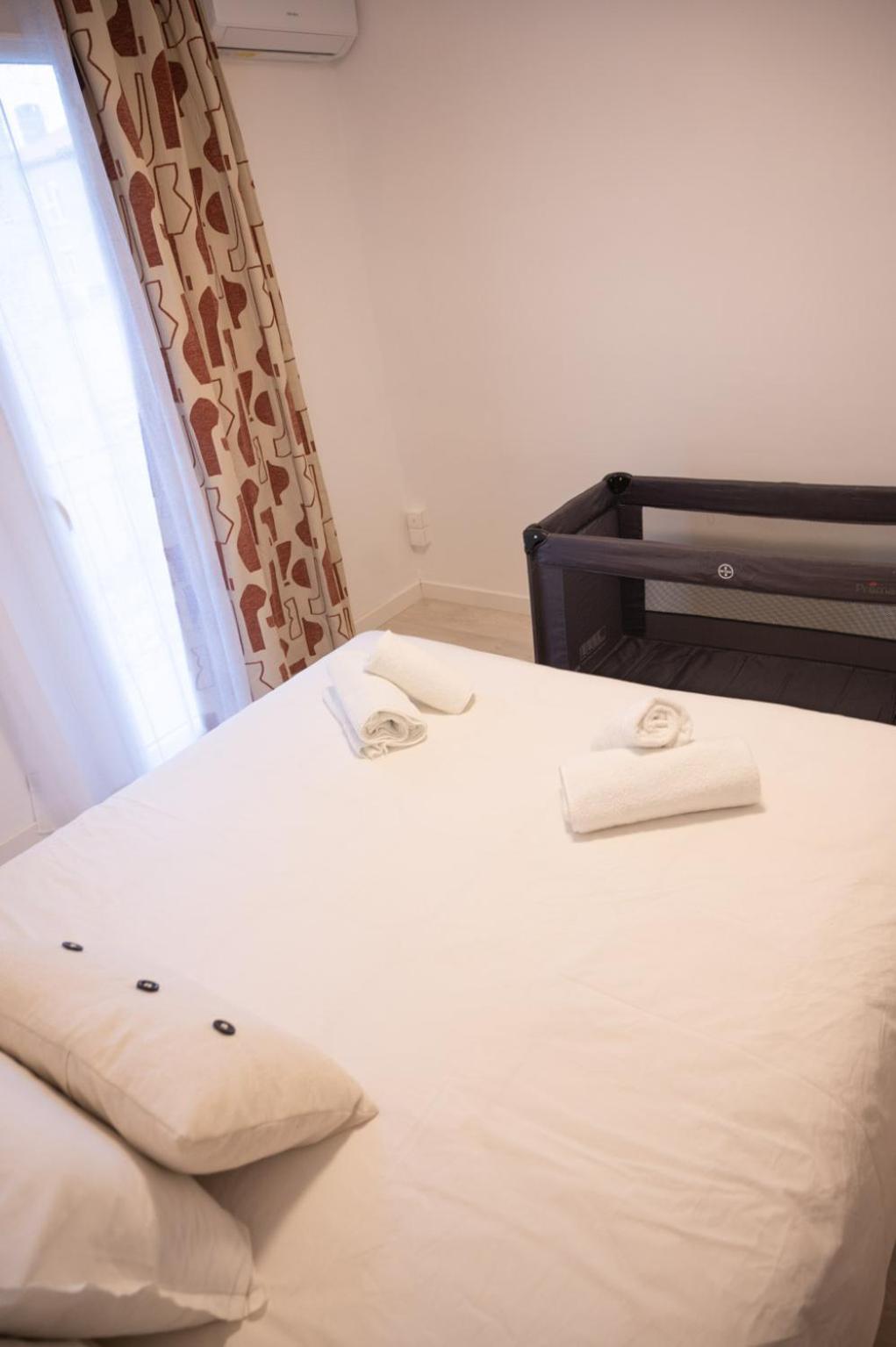 Lou Cabanot - Appartement Lumineux 3 Chambres - Parking Gratuit Béziers Eksteriør bilde