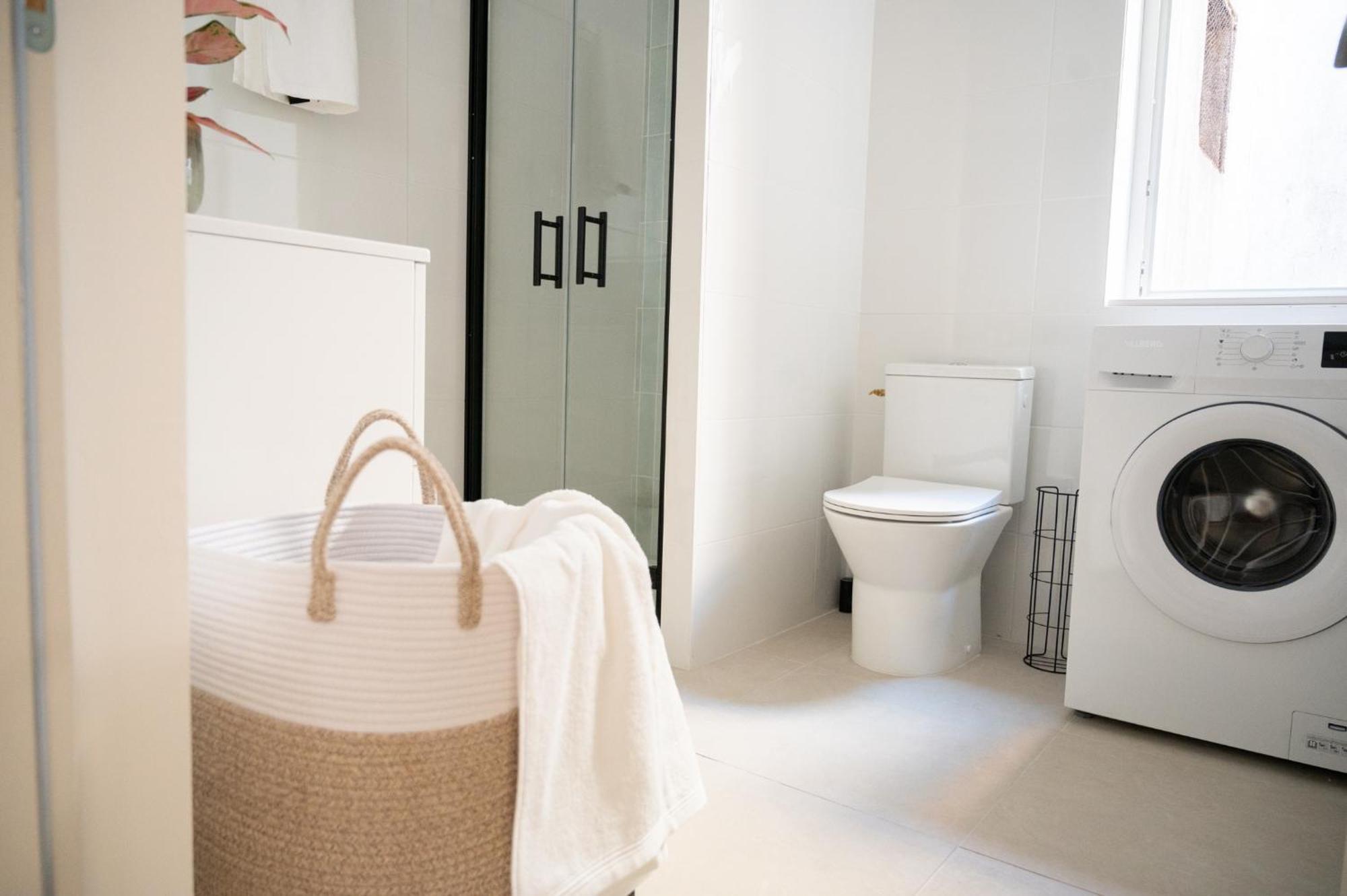 Lou Cabanot - Appartement Lumineux 3 Chambres - Parking Gratuit Béziers Eksteriør bilde